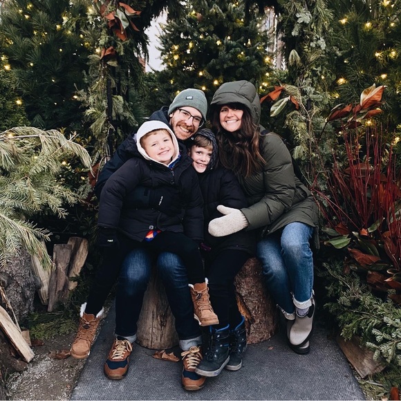 Meet your Posher, Kerby - Picture 1 of 1